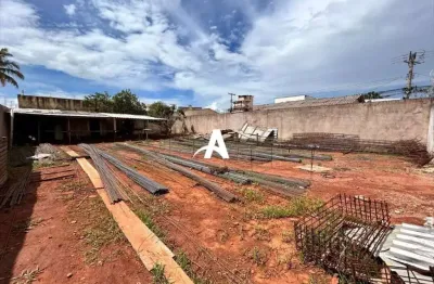 Terreno à venda na Rua Alfa, Saraiva, Uberlândia