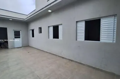 Casa para Venda em Indaiatuba, Parque Residencial Sabiás, 3 dormitórios, 1 suíte, 2 banheiros, 2 vagas
