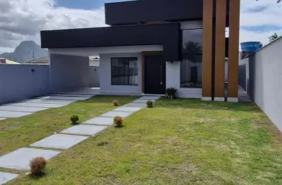 Oportunidade única! casa com piscina, terreno inteiro e suíte – próximo à praia