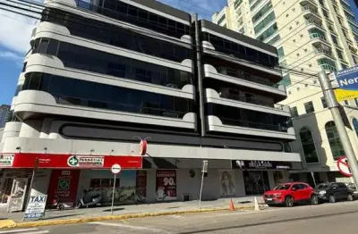 Cobertura com 4 quartos à venda em meia praia, itapema , 314 m2 por r$ 2.400.000