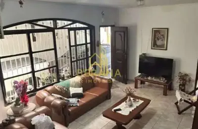 Sobrado Espaçoso no Jd. Andaraí – Ideal para Morar/Trabalhar