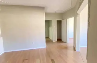 Apartamento com 3 quartos à venda no São João, Porto Alegre 