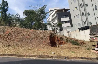 Terreno à venda no Cabral, Contagem 