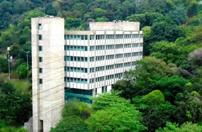 Predio comercial todo reformado em alto padrão rio comprido