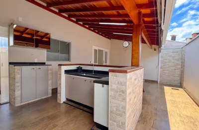 Casa em condomínio fechado com 3 quartos à venda na Avenida Cabo Pedro Hoffman, 55, Residencial Real Parque Sumaré, Sumaré