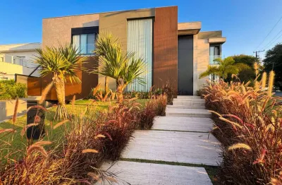 Exclusividade e Sofisticação | Mansão com Elevador, Automação e Lazer Incomparável no Alphaville 2