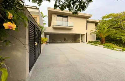 Residência contemporânea com vista para a natureza e estilo inconfundível - privacidade, conforto e estilo