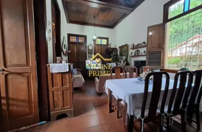 Casa para Venda em Teresópolis, Várzea, 3 dormitórios, 2 banheiros, 2 vagas