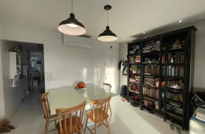 Excelente apto com 3 quartos sendo 2 suítes, 121 m² 2 vagas na ponta do farol