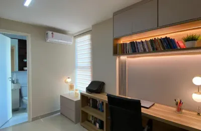 Apartamento com 3 suítes 105 m² 2 vagas soltas no Renascença 2 projetado e mobiliado