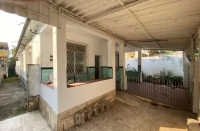 Casa com 3 Quartos à venda, 123 m² por R$ 750.000 - Vila Valqueire - Rio de Janeiro/RJ