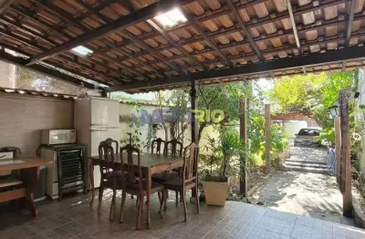 02 casas com 2 dormitórios à venda, 241 m² por r$ 500.000 - madureira - rio de janeiro/rj