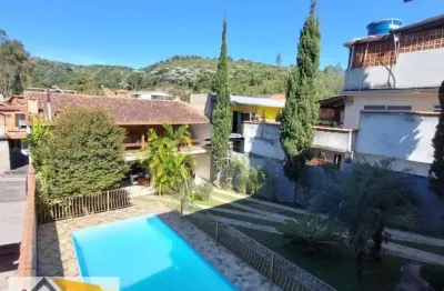 Casa na chácara do paraíso com 3 quartos, piscina e sauna