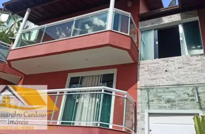 Vendo casa com 4 quartos, piscina e sauna no parque santa eliza nas braunes.
