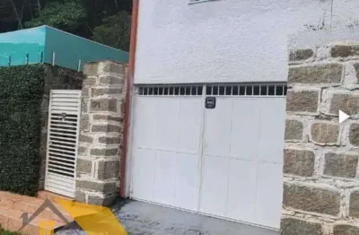 Vendo casa em lagoinha com 4 quartos, aceita permuta na região dos lagos