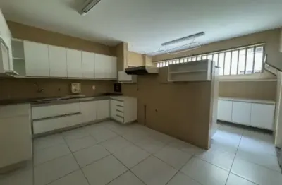 Excelente apartmento com 215 metros à venda em ótima localização- meireles