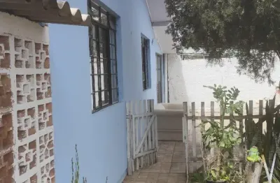 Casa 3q construída na melhor localização do bairro atuba