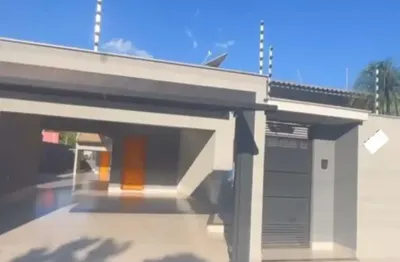 Casa com 5 quartos  à venda, 350.00 m2 por r$1600000.00  - centro - arapongas/pr