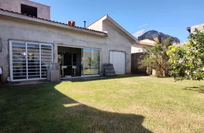 Casa com 3 quartos  à venda, 130.00 m2 por R$730000.00  - Messianico - Londrina/PR