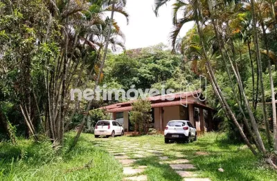 Chácara / sítio com 4 quartos à venda na Rua Francisco Viana Santos, 1213, Córrego das Calçadas, Santa Luzia