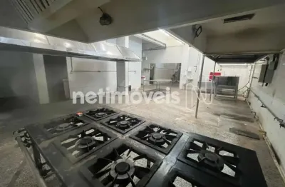 Barracão / Galpão / Depósito com 5 salas à venda na Santa Efigênia, Belo Horizonte 