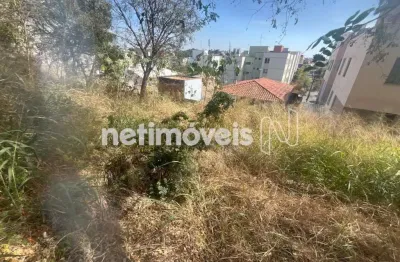 Terreno à venda no Heliópolis, Belo Horizonte 