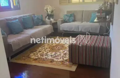 Casa com 3 quartos à venda no Centro, Itaúna 