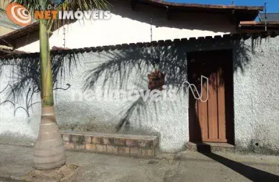 Casa com 4 quartos à venda na Santa Cruz, Belo Horizonte 