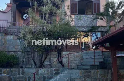 Casa com 3 quartos à venda na Sagrada Família, Belo Horizonte 