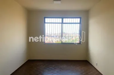 Apartamento com 3 quartos para alugar no Pompéia, Belo Horizonte 