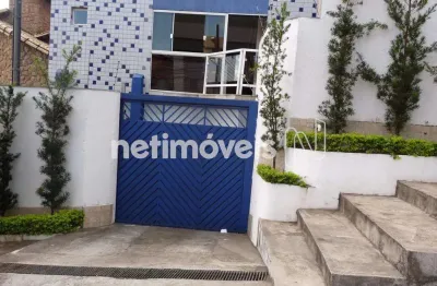 Prédio com 3 salas à venda em Cachoeirinha, Belo Horizonte 