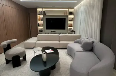 Apartamento na Mooca- Porteira Fechada, 202m², 3 suítes, 4 vagas no Central Parque Mooca