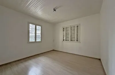 Casa comercial para locação no bairro são francisco em bento gonçalves, rs