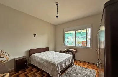 Casa com 03 quartos para locação no bairro juventude da enologia em bento gonçalves, rs