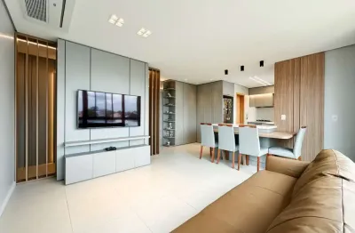 Apartamento de 3 dormitórios,  sendo 1 suíte, mobiliado no bairro são francisco.