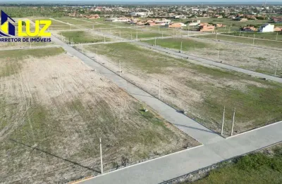 Terreno à venda no Tabuleiro do Catavento, Russas 