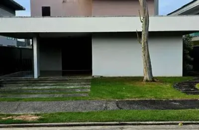 Casa duplex de alto padrão no alphaville eusébio – 300m² de conforto e esti