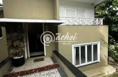 Casa com 4/4 - sendo 03 suítes no condomínio vilas do bosque