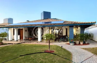 Casa em condomínio fechado com 4 quartos para alugar na Avenida Praia de Pajussara, s/n, Vilas do Atlantico, Lauro de Freitas