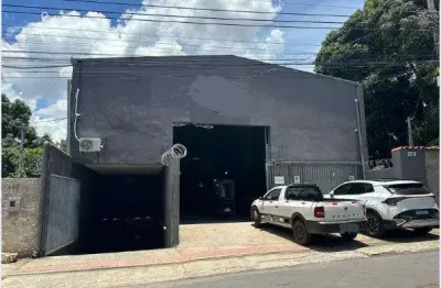 Galpão comercial no jardim laguna  pronto para sua empresa!