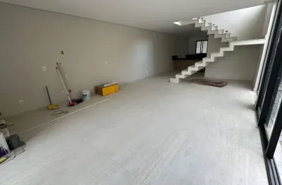 Casa com 4 quartos à venda no cabral, contagem , 335 m2 por r$ 2.100.000