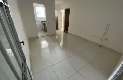 Casa com 2 quartos para alugar no tancredo neves (justinópolis), ribeirão das neves  por r$ 1.500