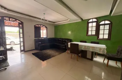 Casa com 4 quartos à venda na chácara novo horizonte, contagem , 230 m2 por r$ 499.000