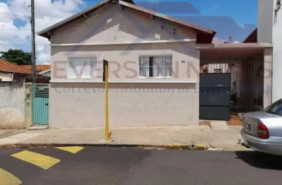 Casa 2 dormitórios para Venda em Bauru, Vila Camargo, 2 dormitórios, 2 banheiros, 2 vagas