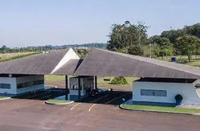 Casa em Condomínio Mobiliada para Venda em Águas de Santa Bárbara, Centro, 3 dormitórios, 1 suíte, 2 banheiros, 4 vagas