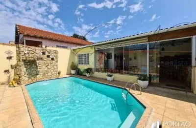 Casa 3 dormitórios para Venda em Bauru, Vila Industrial, 4 dormitórios, 1 suíte, 4 banheiros, 4 vagas