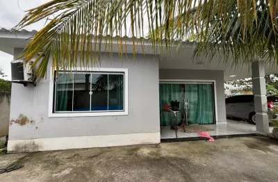 Casa à venda na Rua Manguape, sn, Fazendinha, Araruama