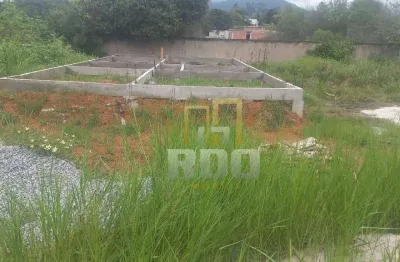 Oportunidade única! terreno com fundação pronta no condomínio vales da palmeira - 180m²