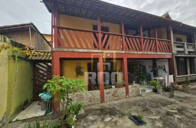 Casa de condomínio, com 3 quartos no coração do recreio, rio das ostras!