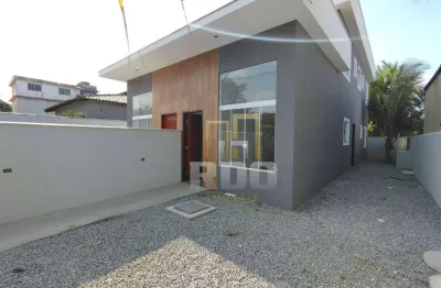 Duplex no verdes mares a 50m da rodovia, com 3 quartos, rio das ostras